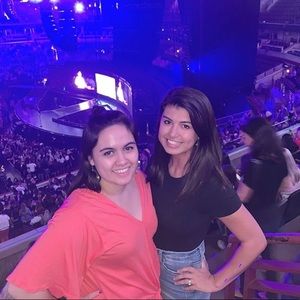 Meet your Posher, Stephanie